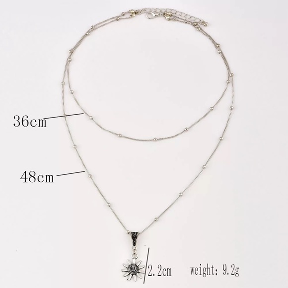 3/$30 🤍 Sunflower Layered Necklace - Picture 5 of 6